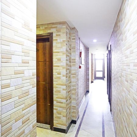 Hotel Preet Palace -5 Mints Walk From Nizamuddin Railway Station New Delhi Ngoại thất bức ảnh