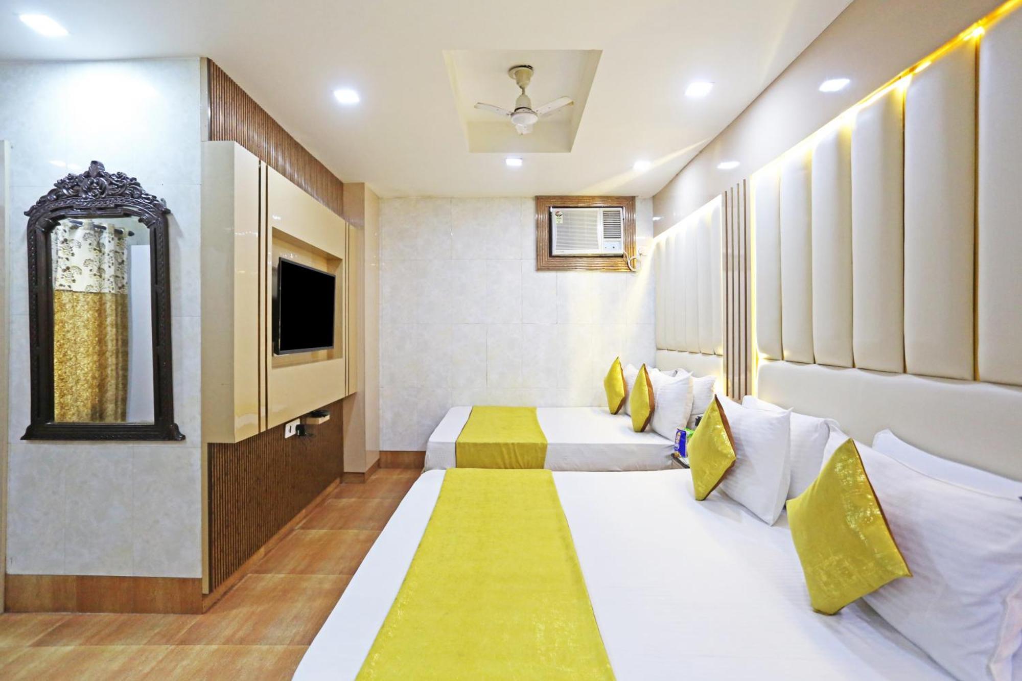 Hotel Preet Palace -5 Mints Walk From Nizamuddin Railway Station New Delhi Ngoại thất bức ảnh