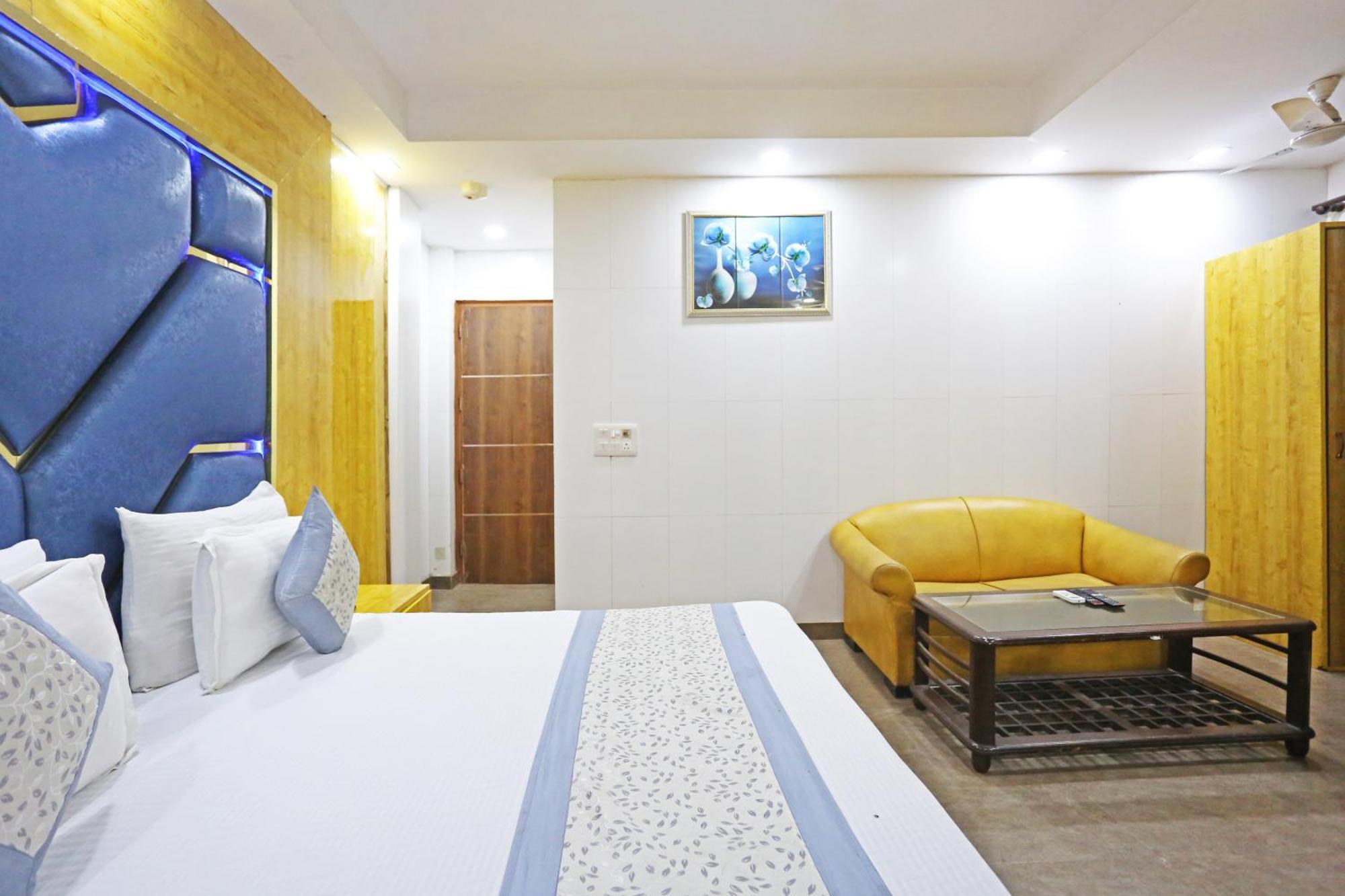 Hotel Preet Palace -5 Mints Walk From Nizamuddin Railway Station New Delhi Ngoại thất bức ảnh